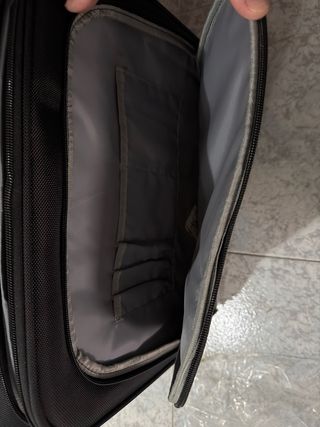 Maletín Trolley Tech Air 15.6 Negro