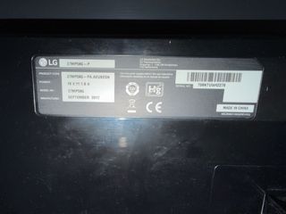 Pantalla 27 pulgadas LG rota