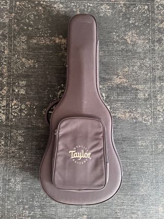 Guitarra Taylor AD17 Blacktop IMPOLUTA Made in USA