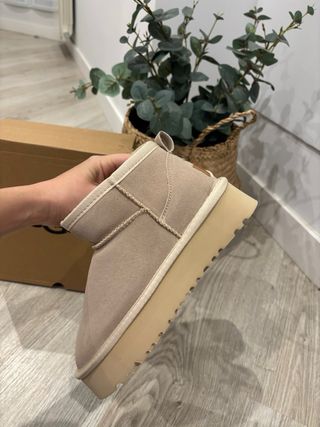 Botas UGG Classic Arena Beige