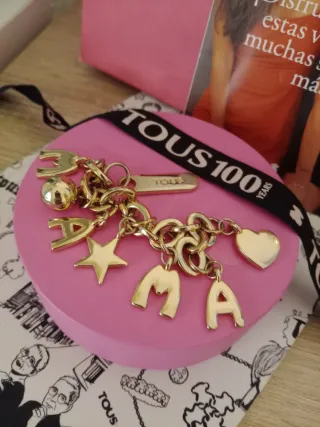 Llavero Charm Tous Dorado