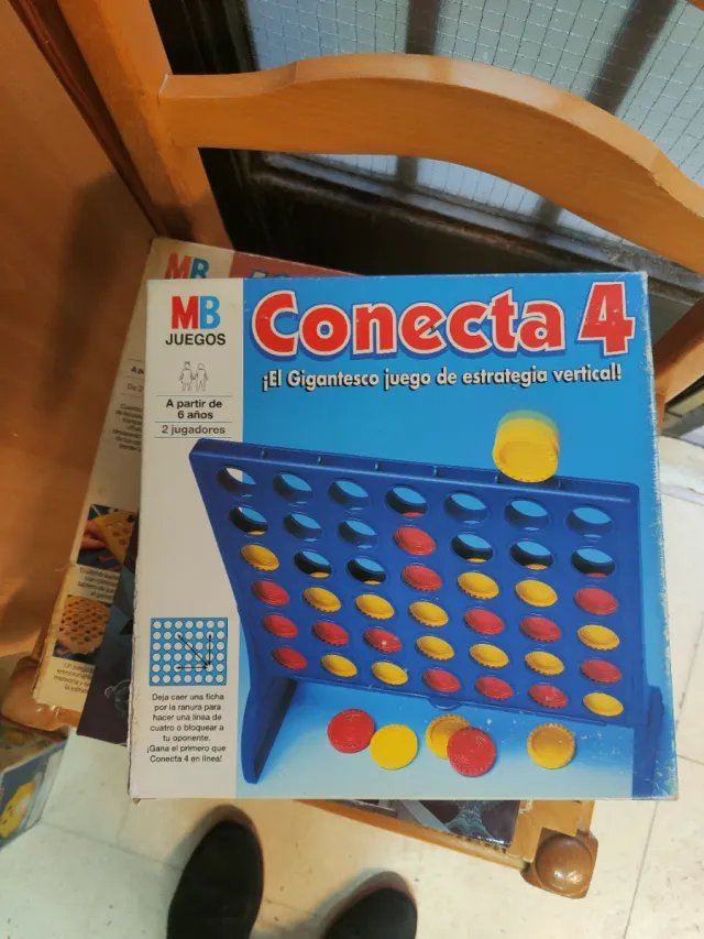 Conecta 4 MB Juegos