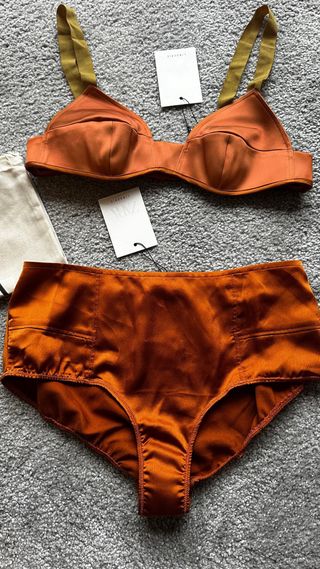 ropa interior usada wallapop