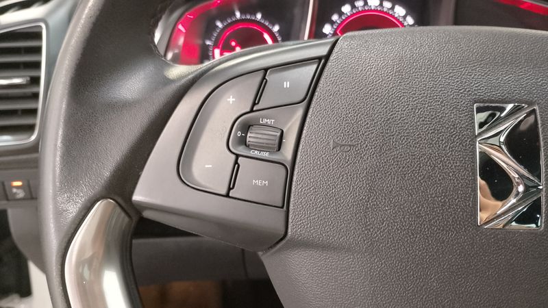 DS DS5 2.0 HDI Style 2015, foto 14