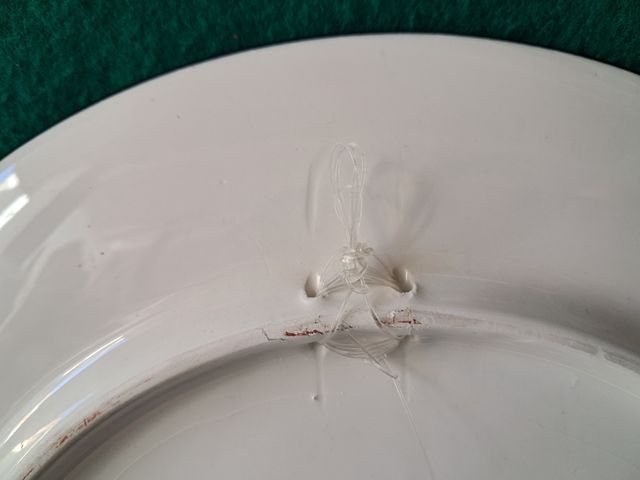 Plato de cerámica decorativo