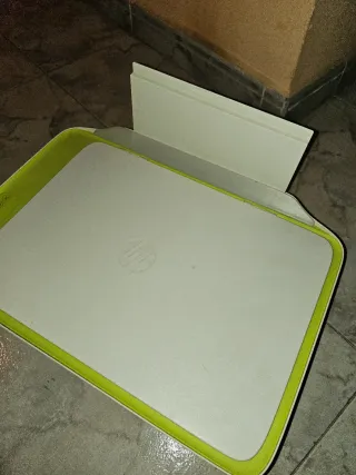 Stampante Multifunzione HP Verde e Bianca