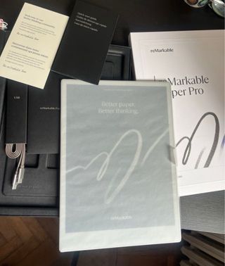 Remarkable Paper Pro + Marker Plus( NUOVO )