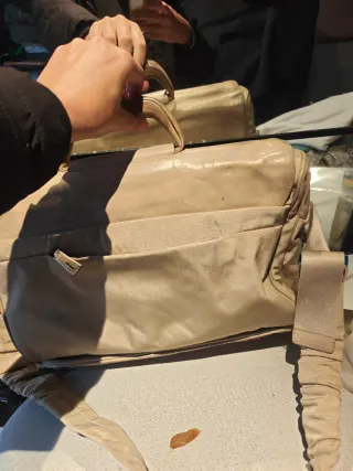 Maletín Piquadro Cuero Beige