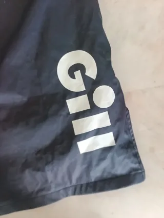 Chaqueta Gill azul y amarilla con capucha