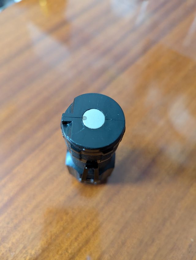 Mini Linterna LED Magnética USB Táctica 3 Núcleos