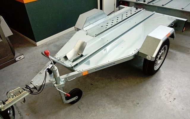 NUEVO: Remolque moto piso completo