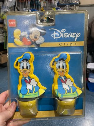 2 Perchas Disney Surtidas