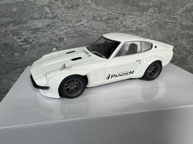 1/18 Nissan Fairlady Z Pandem Otto