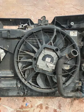 Despiece de Volkswagen sharan defensa completa