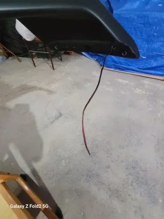 Alerón universal con luz de freno