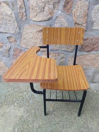 Silla con mesa escritura