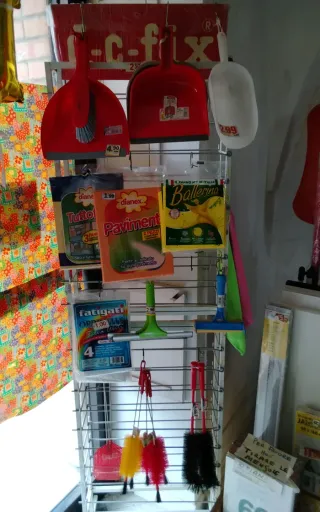 Set casalinghi vari, Pulizia, Tende, Sicurezza