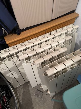 Radiadores de aluminio beige/blanco.Lote completo