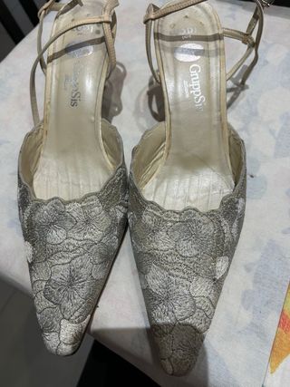 Elegantes zapatos de vestir talla 41