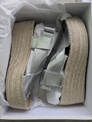 Sandalias Bimba y Lola Plataforma Talla 40