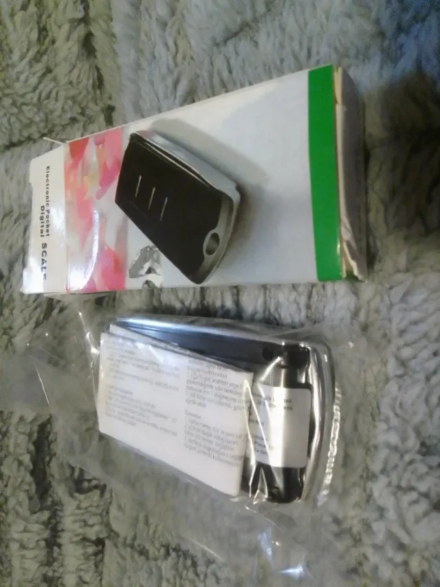 Nueva mini Báscula Profesional camuflada