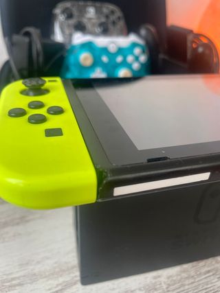 Nintendo Switch + 6 Juegos + 1 mando