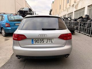 Audi A4 avant 2.7 190 2011