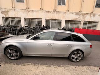 Audi A4 avant 2.7 190 2011