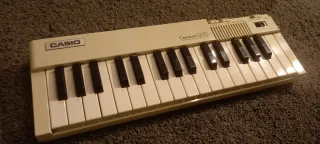 Casio Casiotone M10 Teclado