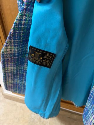 Chaqueta cruzada estilo Chanel