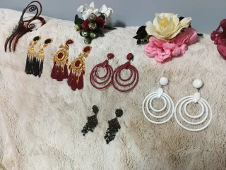 Conjunto Flamenco: Pendientes y Flores