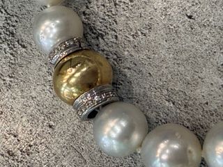 Collar de Perlas Australianas con oro y diamantes
