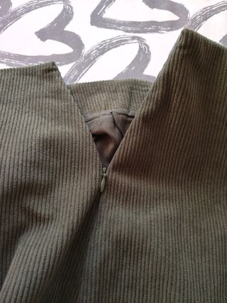 Falda pantalón verde pana