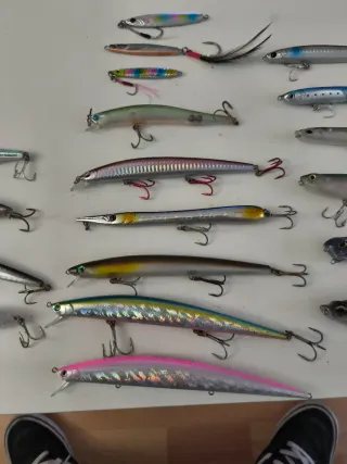 Lotes de señuelos de pesca variados