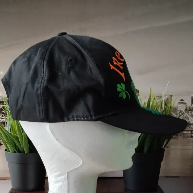 Gorras bordadas recuerdo de Irlanda