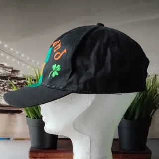 Gorras bordadas recuerdo de Irlanda