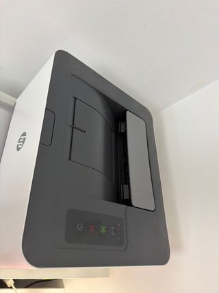 Impresora HP Color Laser 150nw - menos de 1 año