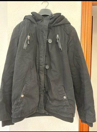 Abrigo negro talla M