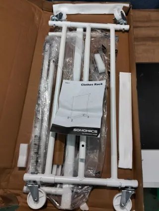 Perchero Extensible Burro Ropa SONGMICS HSR013W01