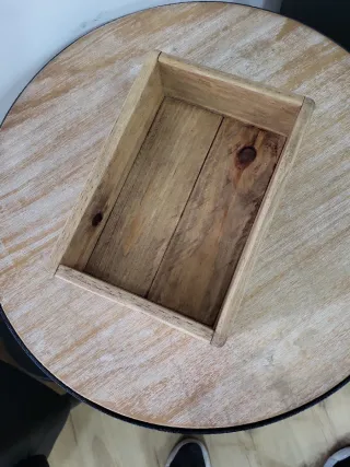 Caja de madera rústica