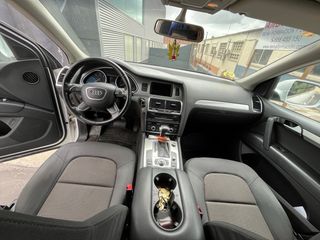 Audi Q7 2011