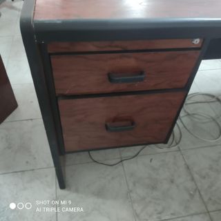 Escritorio de dirección 1.80m y silla