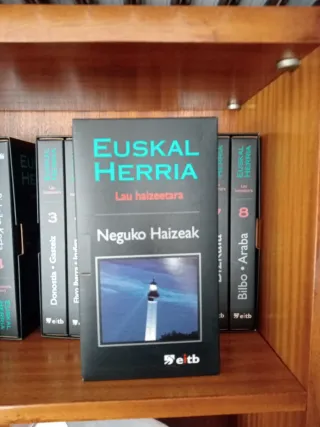 Colección Euskal Herria, Lau Haizeetara VHS
