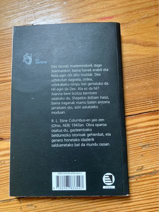 Lau nobela gazteentzako