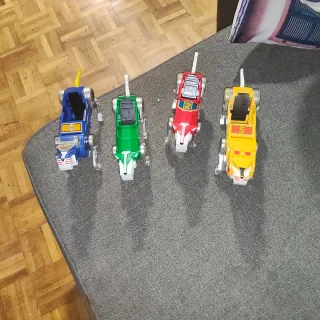 Figuras Power Rangers Leones