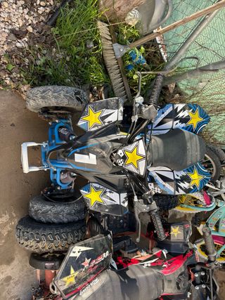 2 Quads Infantiles Negro/Rojo