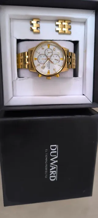 Reloj Duward Cronógrafo Dorado