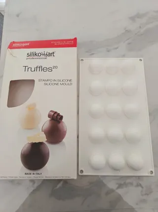 Stampo silicone Silikomart Truffles 20