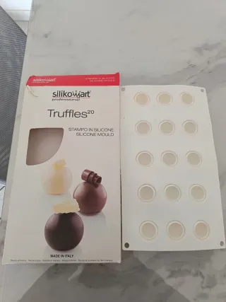 Stampo silicone Silikomart Truffles 20