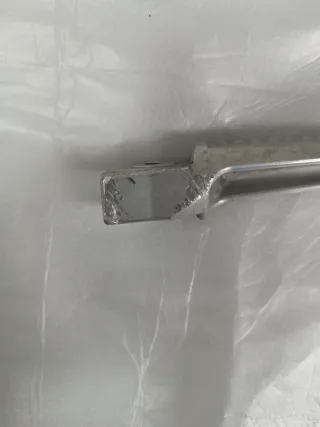 Posapiés trasero izquierdo honda África twin 1000